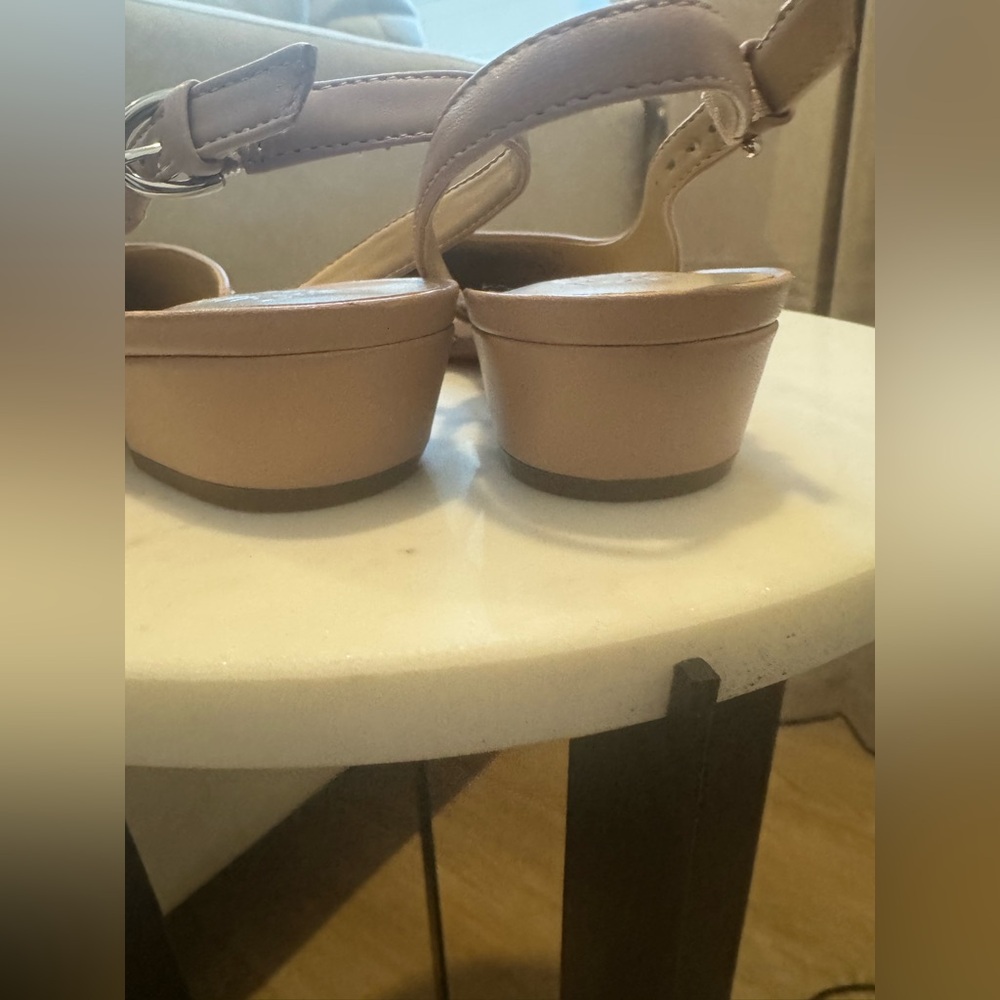 Naturalizer Banks Slingback Heels - Picture 9 of 11